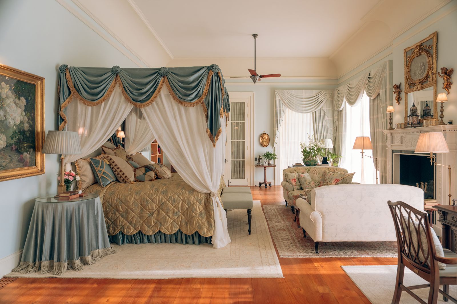 The Mansion - The Vanderbilt Estate, by Murjani Upper Floor 01